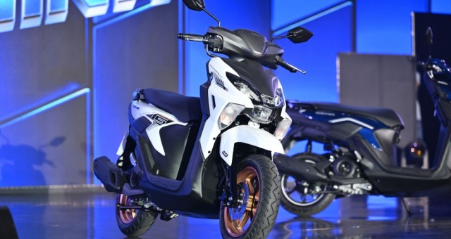 Yamaha Gear 125 Hybrid bản Cao cấp hơn gì so với bản Tiêu chuẩn, có đáng để chi thêm 4 triệu đồng?